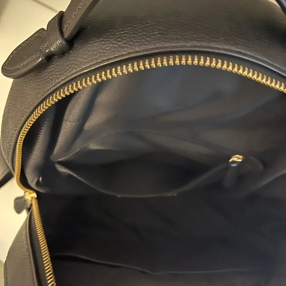 Coach BackPack - Picture 9 of 14